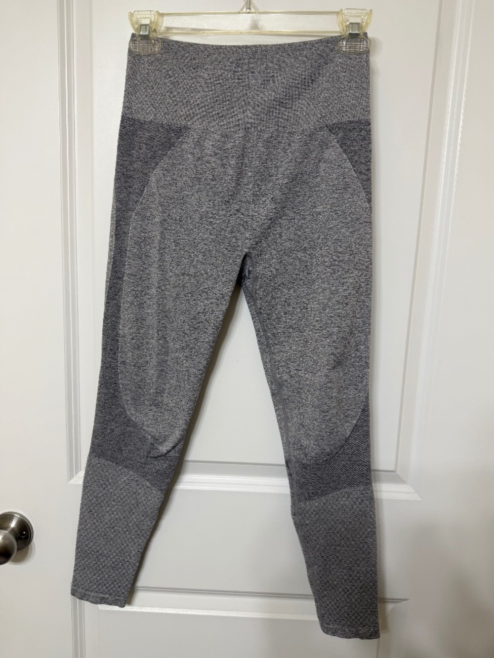 Grey vented leggings